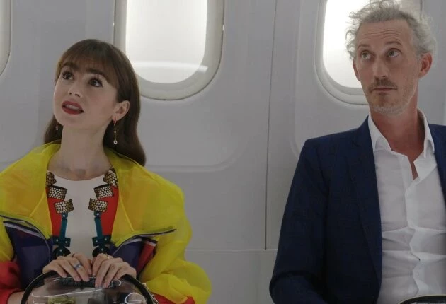 Кадры из сериала Эмили в Париже 3 сезон