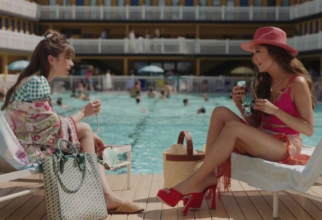 Картинка из сериала Эмили в Париже 3 сезон 5 серия