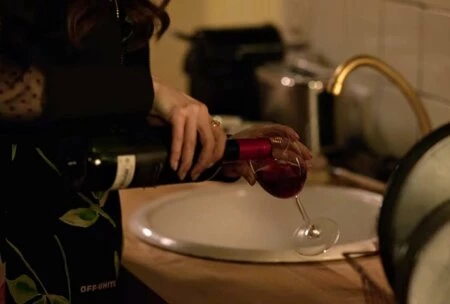 Превью сериала Эмили в Париже с 2020 года